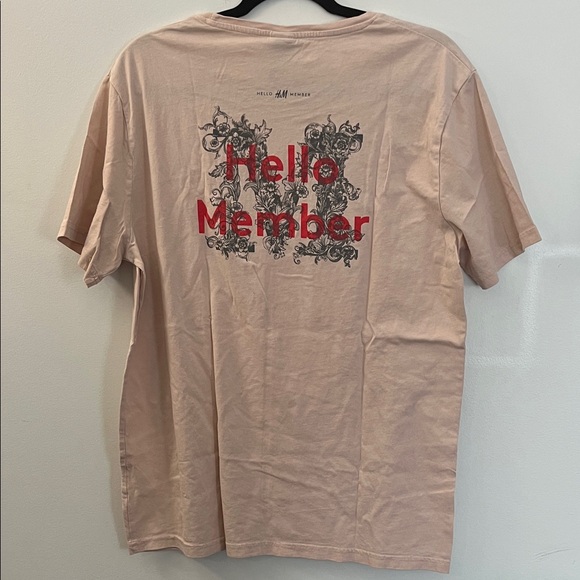 H&M Light Pink T-Shirt with Red Graphic Hello Member - Picture 2 of 2